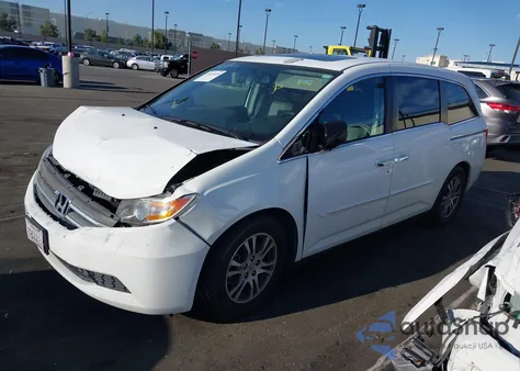 2013 Honda Odyssey Ex-L z USA, uszkodzony, nr VIN 5FNRL5H62DB055562